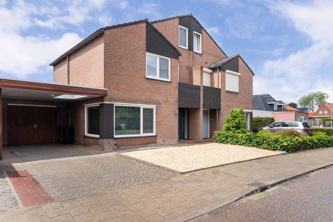Foto 1 van Loverstraat 39