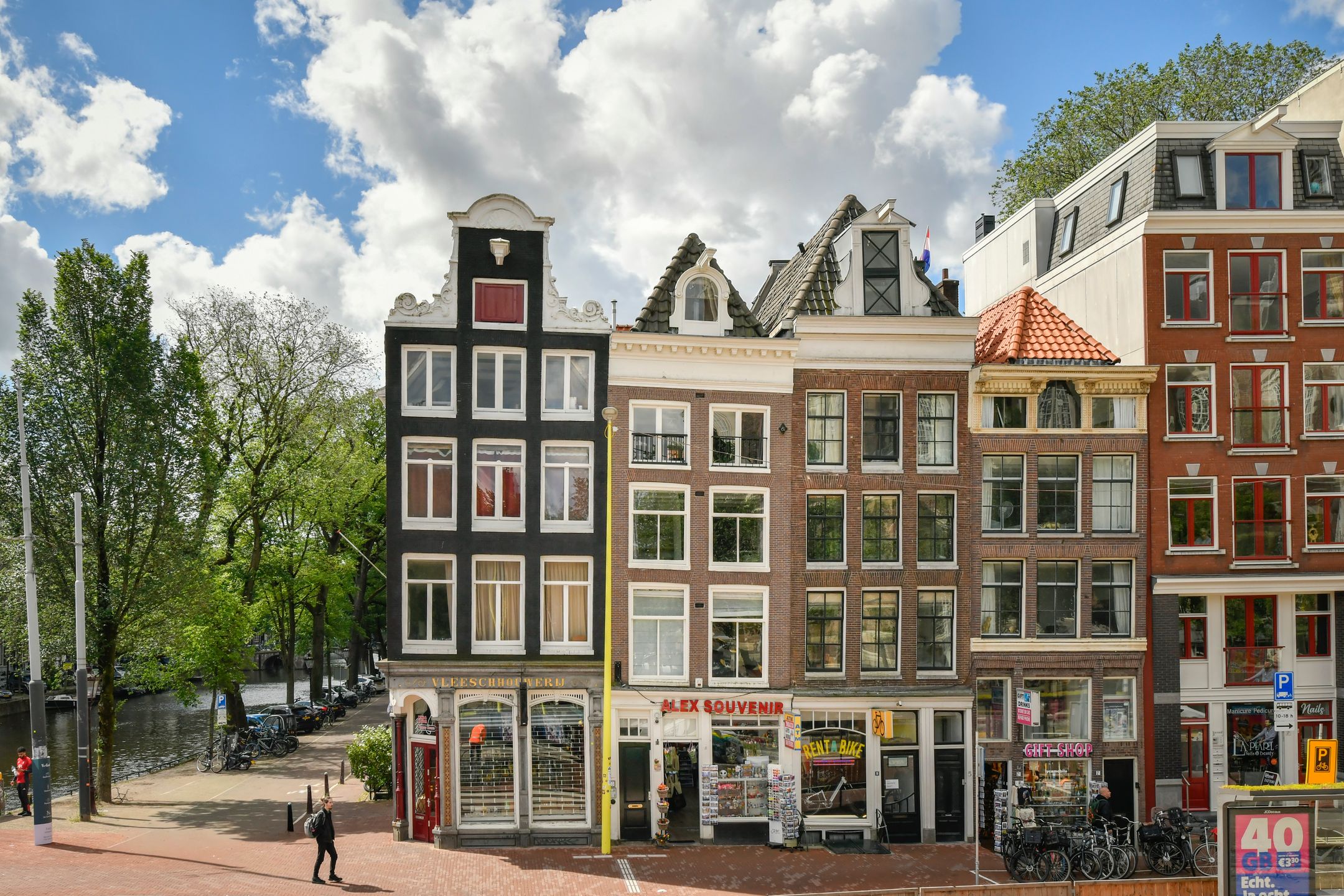 Photo 21 of Westermarkt 3-B