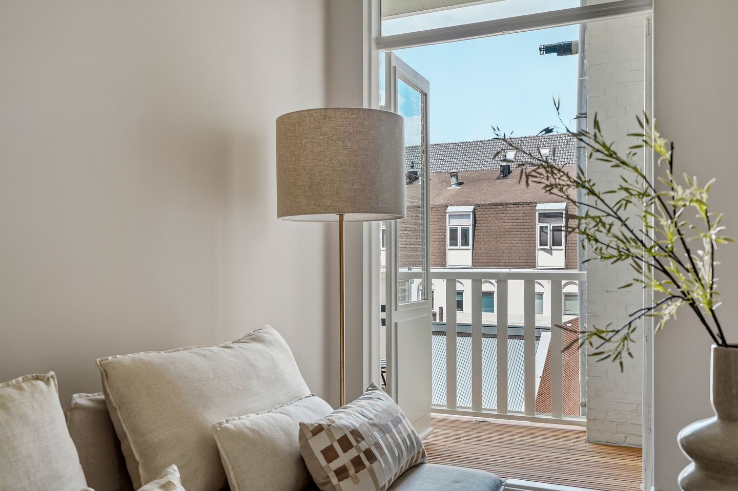 Photo 10 of Sluisstraat 34-2