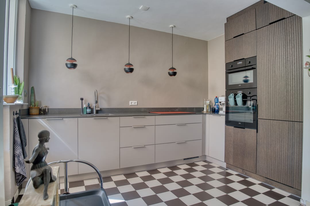 Photo 13 of Roerdompstraat 50