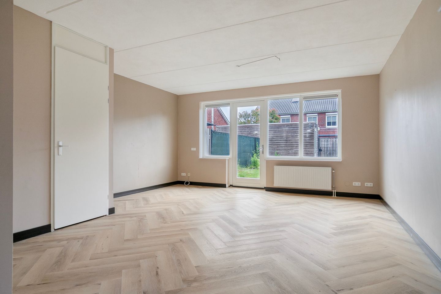 Foto 5 van Knelisroos 29