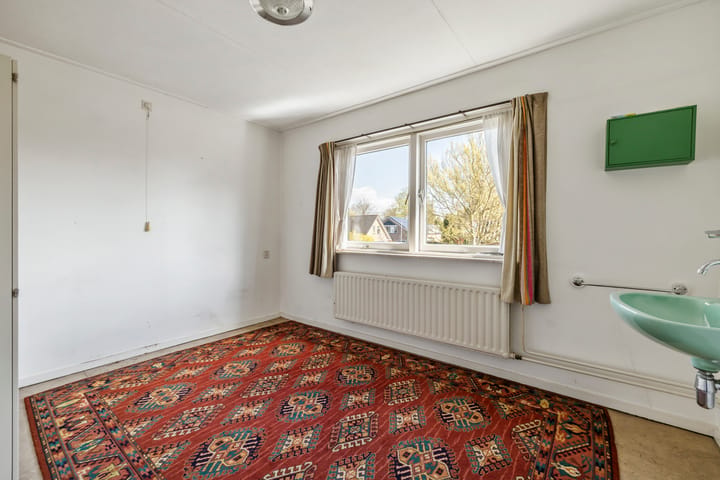 Twee-onder-één-kap te koop: Torenweg 11, Nederhorst Den Berg