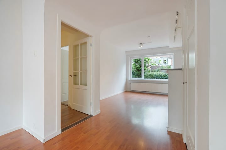 Appartement te koop: Staringkade 22, Voorburg