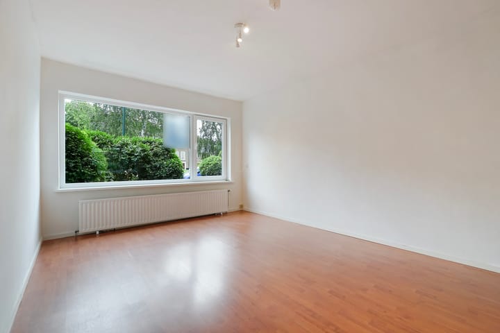 Appartement te koop: Staringkade 22, Voorburg