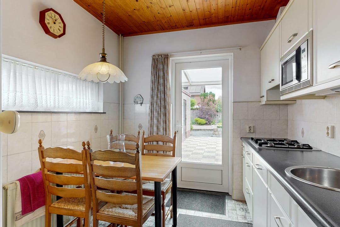 Photo 13 of Dross J van Kesselstraat 53