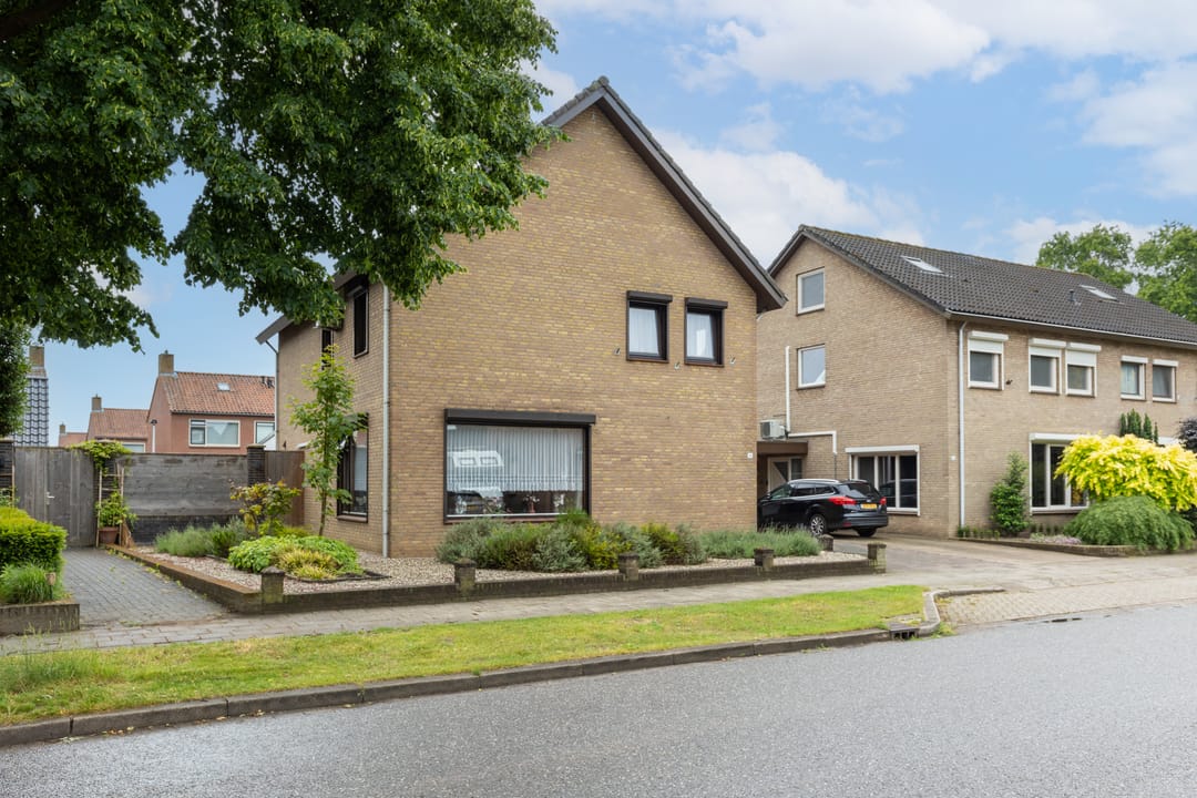 Foto 53 van de Rode van Heeckerenstraat 14