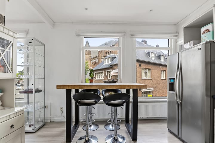 Appartement te koop: Kamperfoeliestraat 273, 'S-Gravenhage