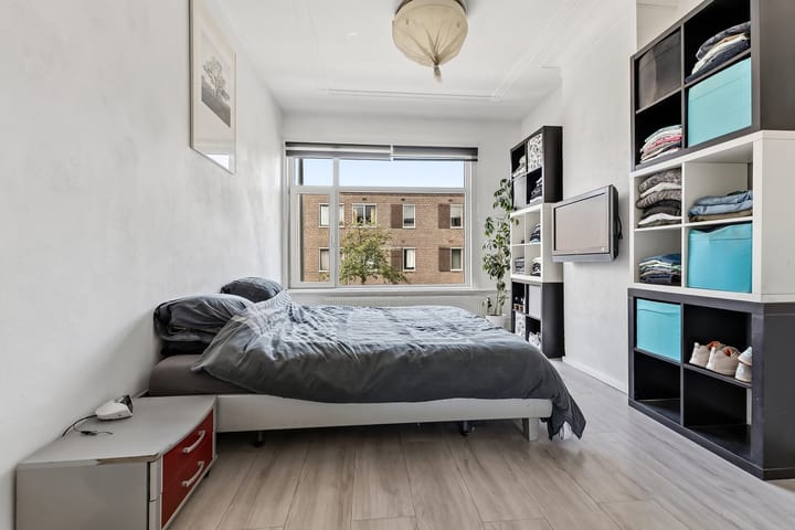 Appartement te koop: Kamperfoeliestraat 273, 'S-Gravenhage