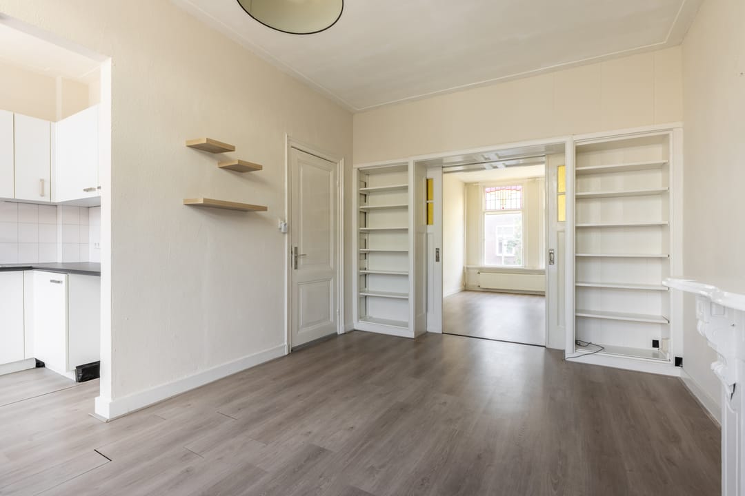 Photo 8 of Generaal Joubertstraat 13-A