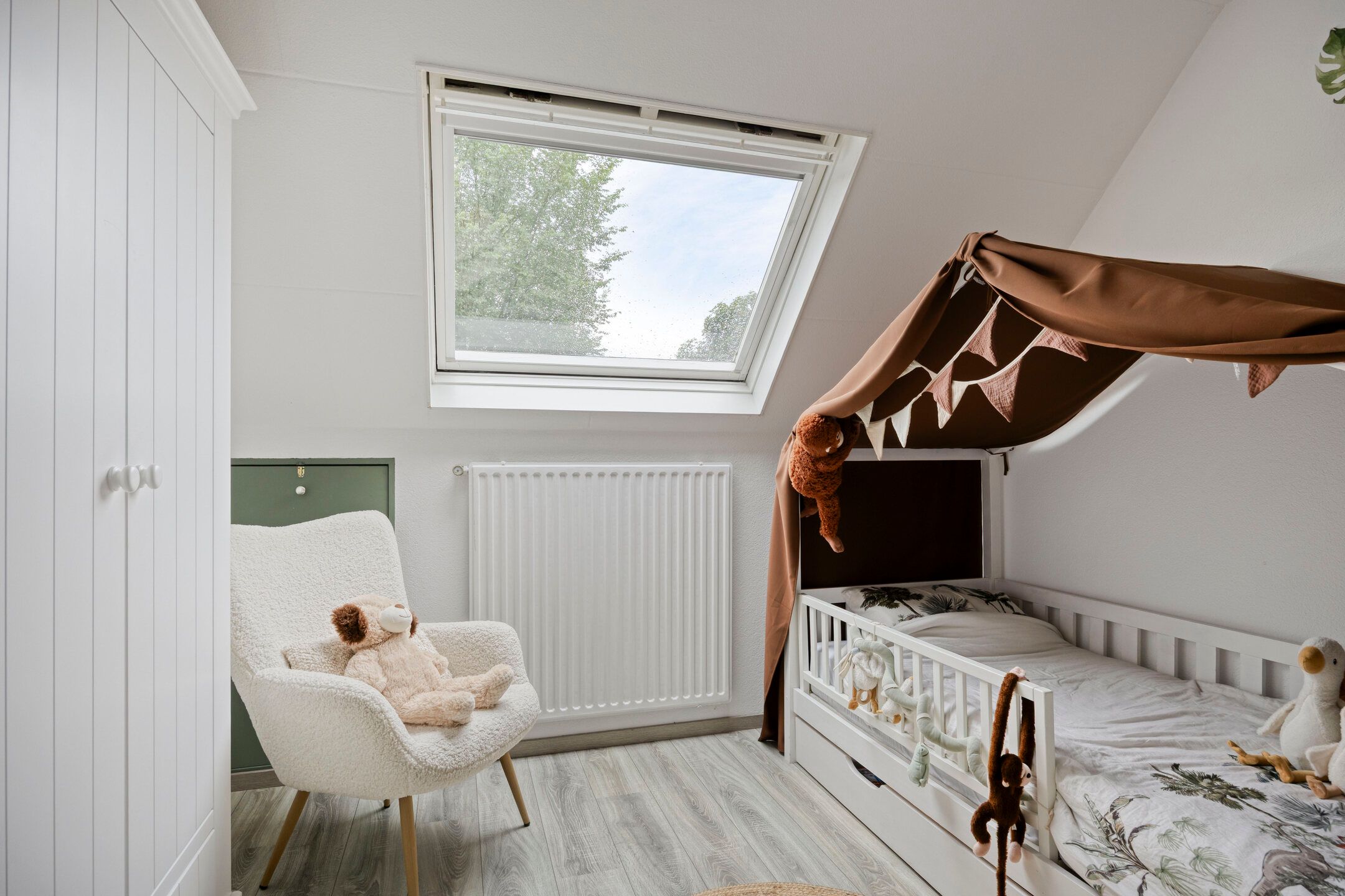 Well-maintained terraced home with garden and potential fourth bedroom in Beuningen — 18