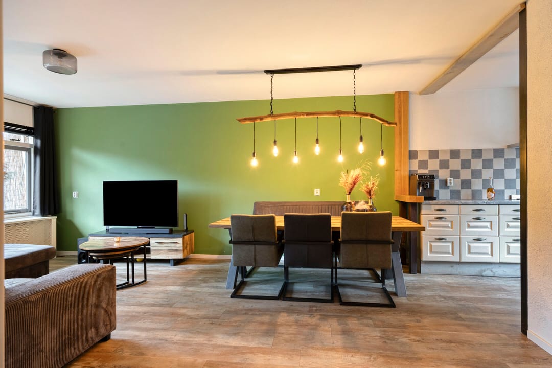 Well-maintained terraced home with garden and potential fourth bedroom in Beuningen — 7