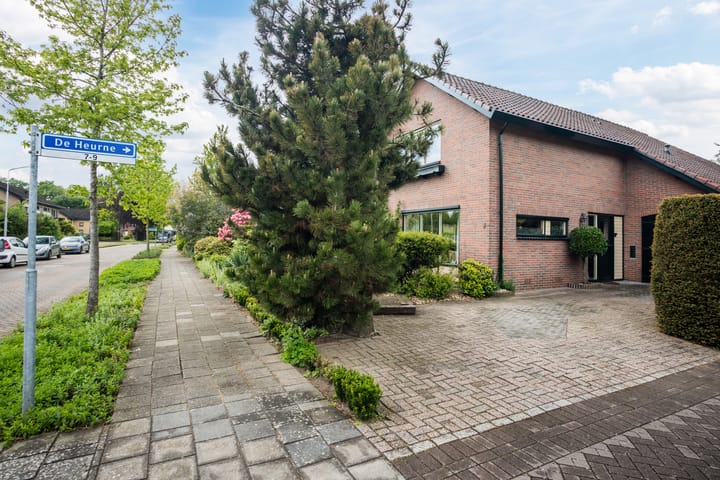 Photo 3 of De Heurne 5