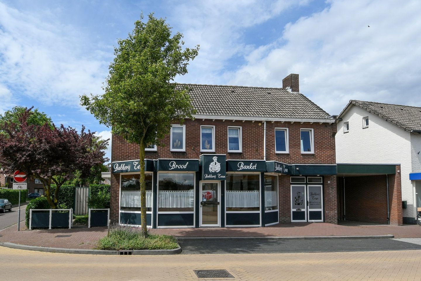 Bekijk foto 1 van Kerkstraat 54