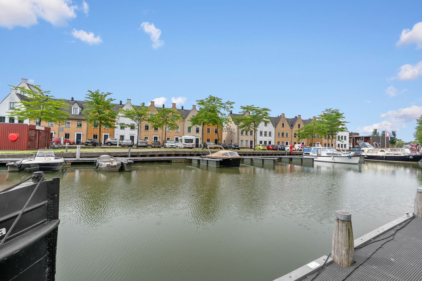 Foto 1 van IJzerwerf 6