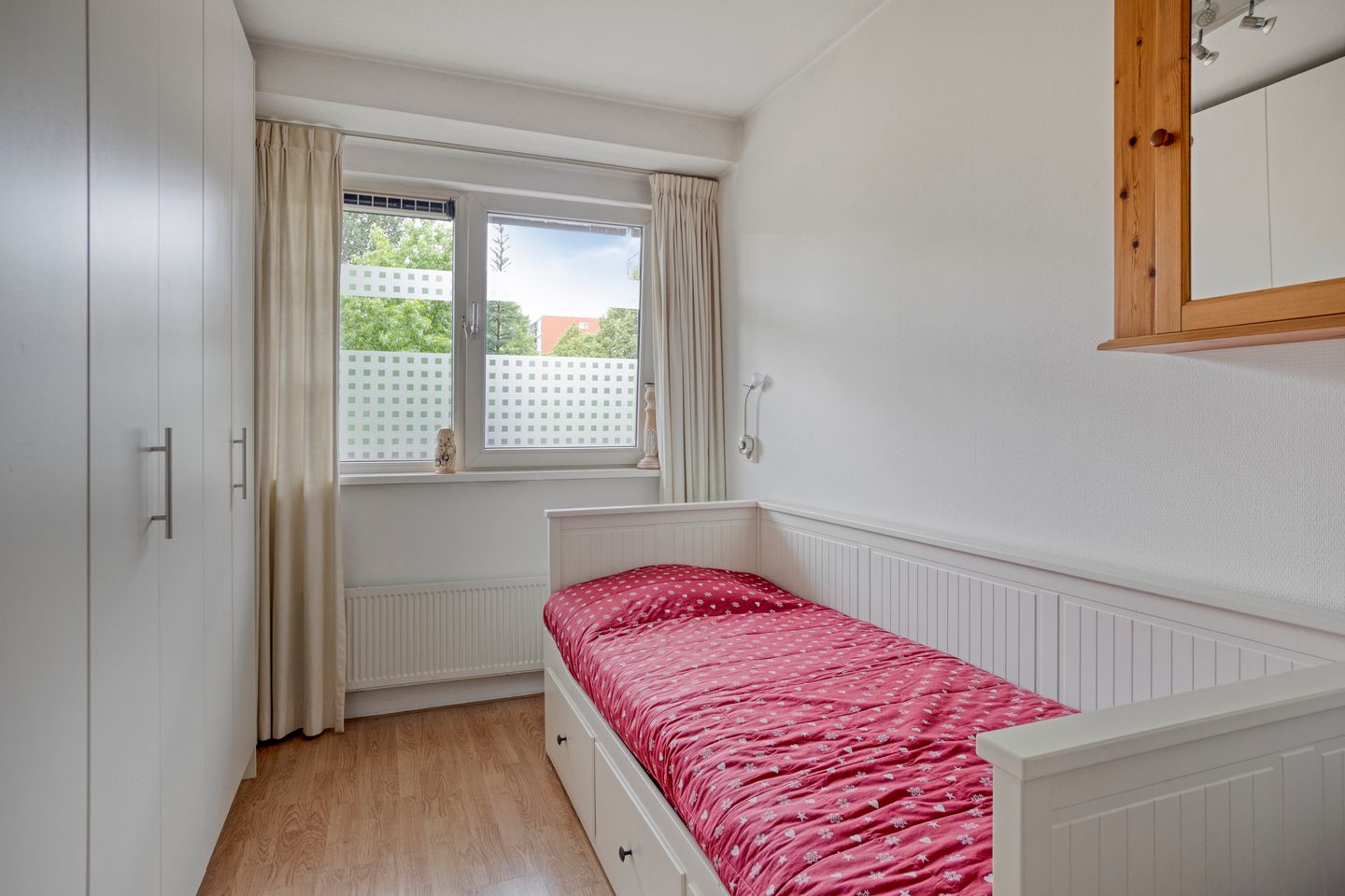 Photo 34 of Albert van Raalteplein 61
