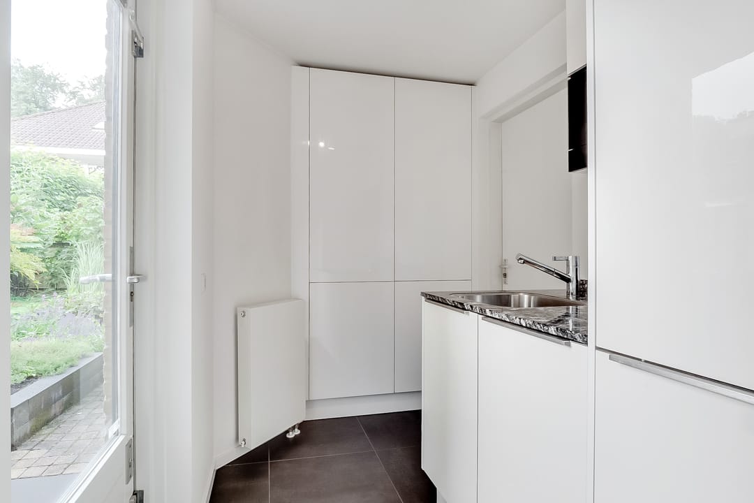 Foto 13 van Albert Plesmanring 2