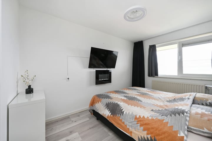 Photo 3 of Steenvoordelaan 111