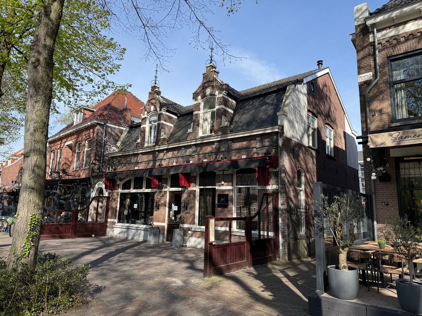 Bekijk foto 1 van De Lind 61
