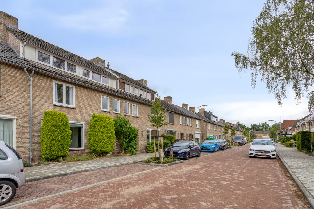 Photo 43 of Distelstraat 28