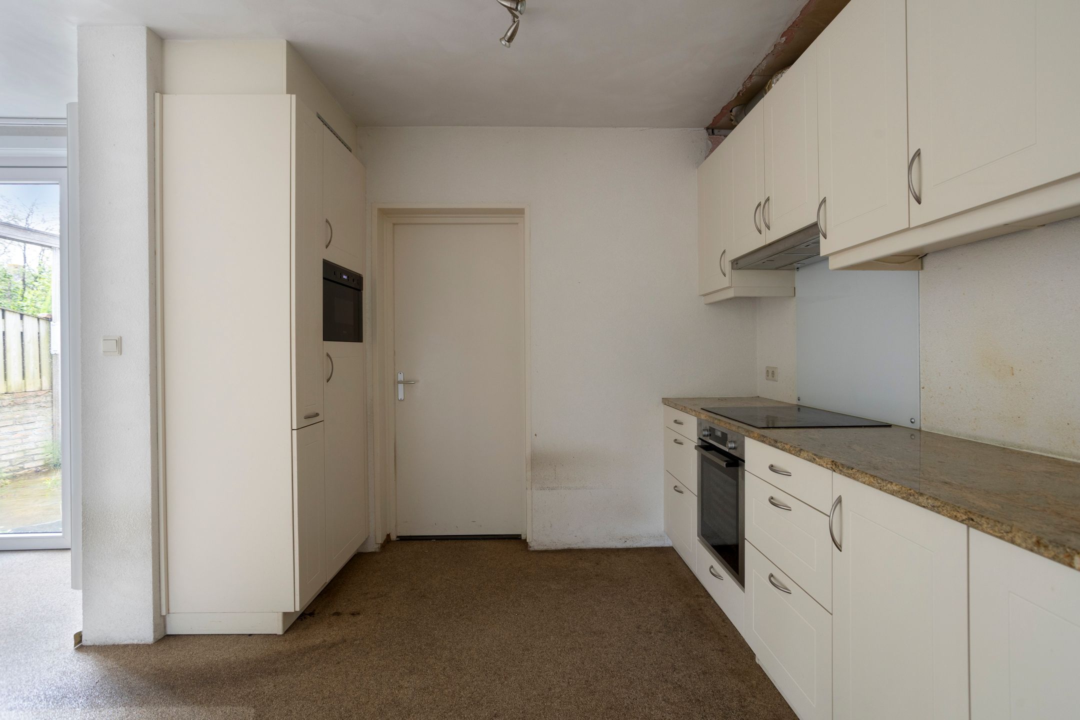 Photo 15 of Distelstraat 28