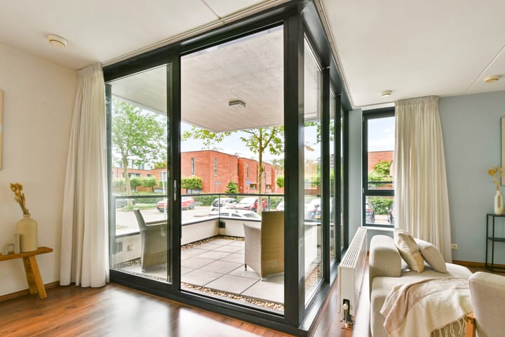 Appartement te koop: Julius Caesarlaan 100, Leiden