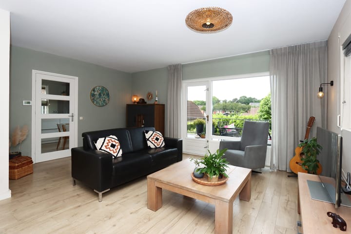 Photo 3 of Mozartstraat 33