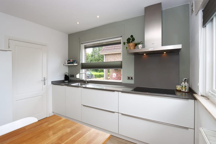 Photo 4 of Mozartstraat 33