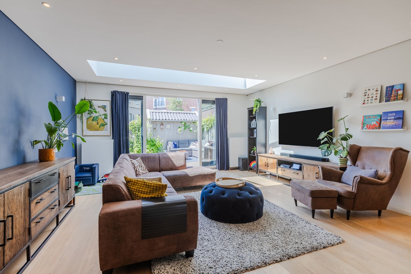 Spacious Four-Storey Townhouse with Six Bedrooms and West-Facing Terrace in Family-Friendly De Meern — 10