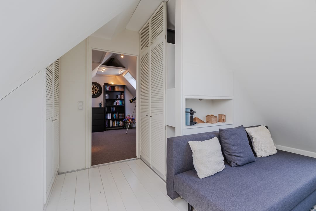 Spacious Four-Storey Townhouse with Six Bedrooms and West-Facing Terrace in Family-Friendly De Meern — 73
