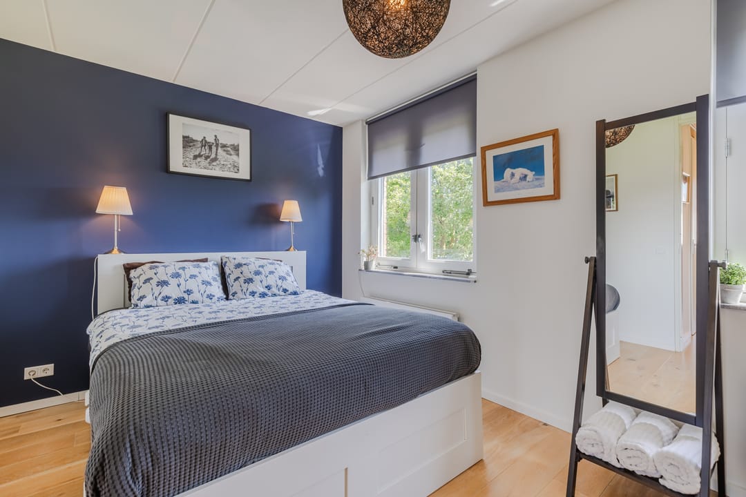 Spacious Four-Storey Townhouse with Six Bedrooms and West-Facing Terrace in Family-Friendly De Meern — 56
