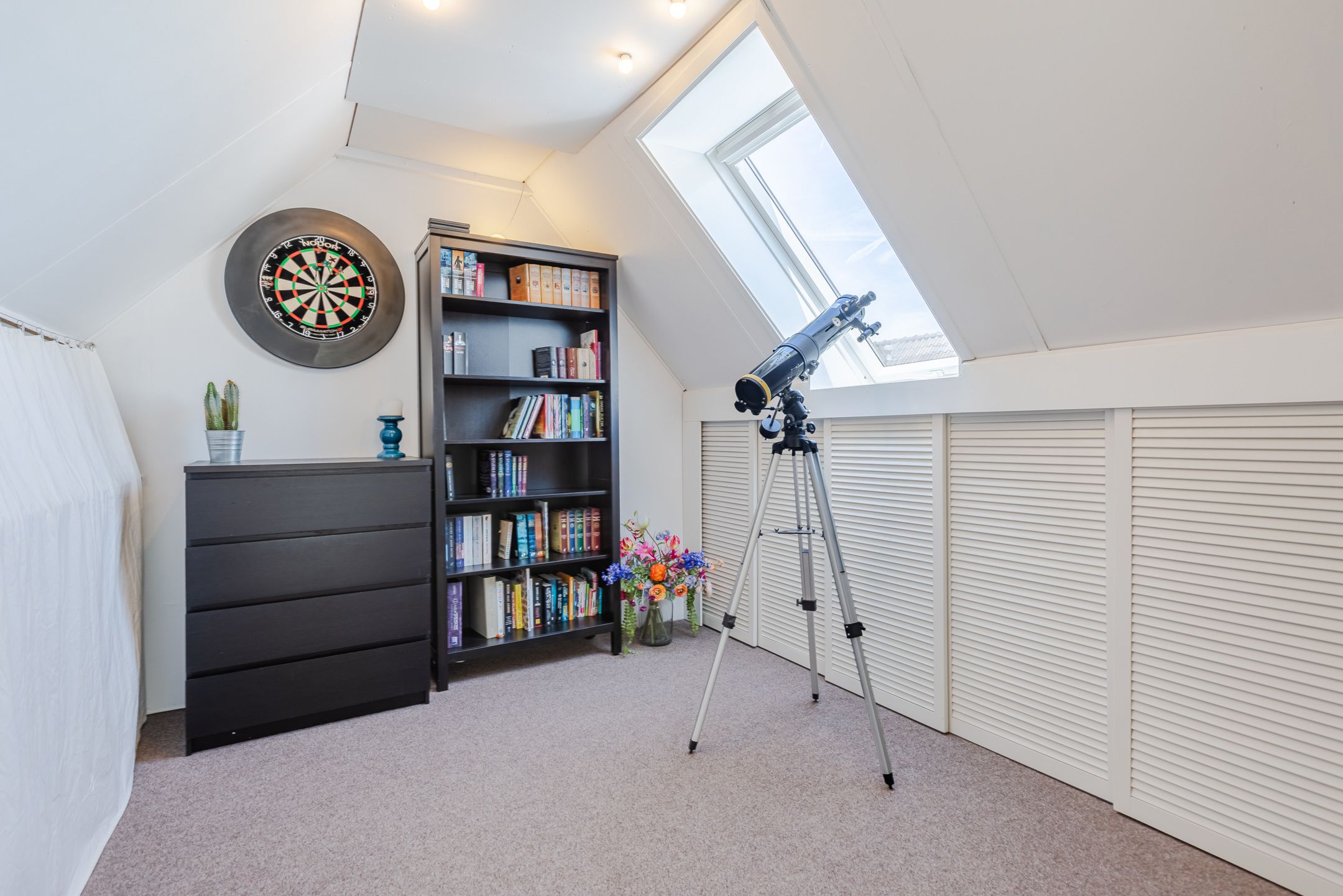 Spacious Four-Storey Townhouse with Six Bedrooms and West-Facing Terrace in Family-Friendly De Meern — 69
