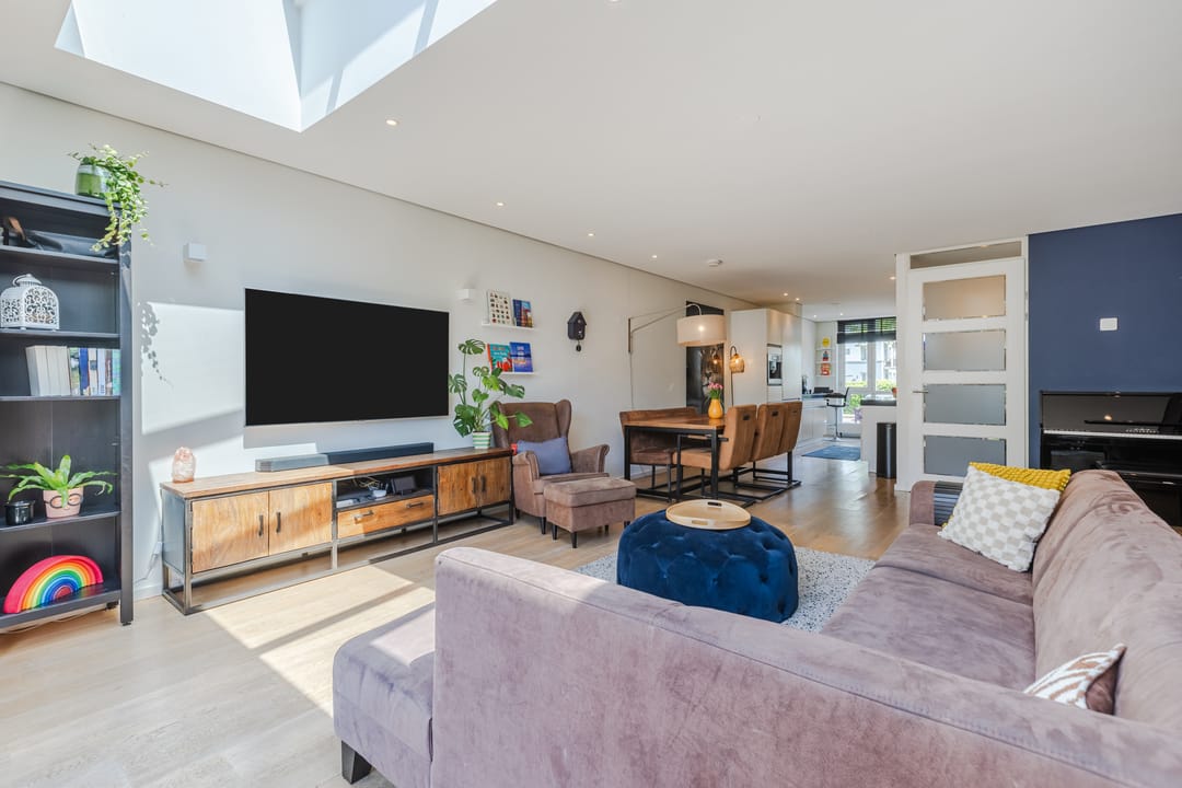 Spacious Four-Storey Townhouse with Six Bedrooms and West-Facing Terrace in Family-Friendly De Meern — 23