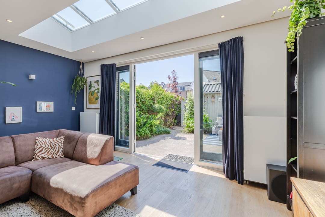 Spacious Four-Storey Townhouse with Six Bedrooms and West-Facing Terrace in Family-Friendly De Meern — 11