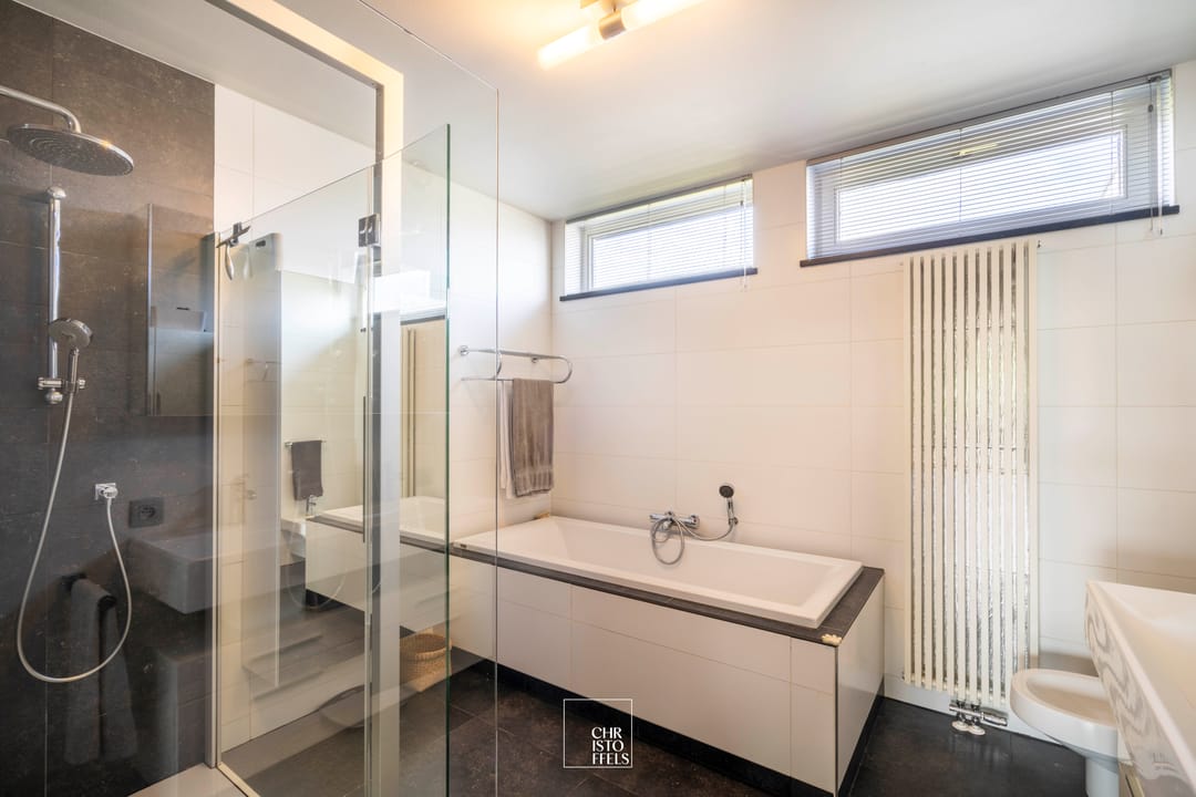 Photo 13 of Veldstraat 53