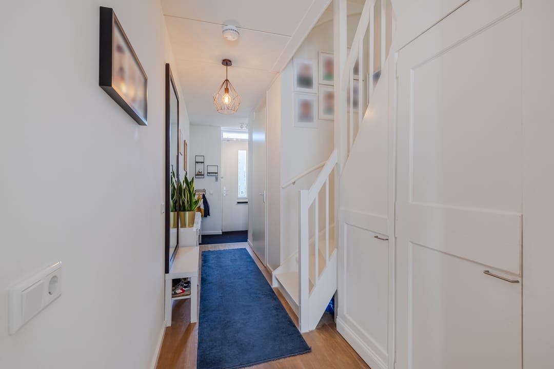 Spacious Four-Storey Townhouse with Six Bedrooms and West-Facing Terrace in Family-Friendly De Meern — 32