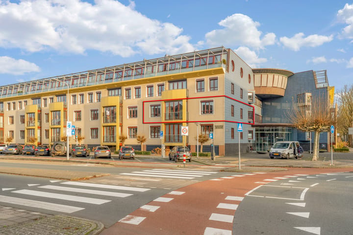 Photo 2 of Rembrandtweg 184