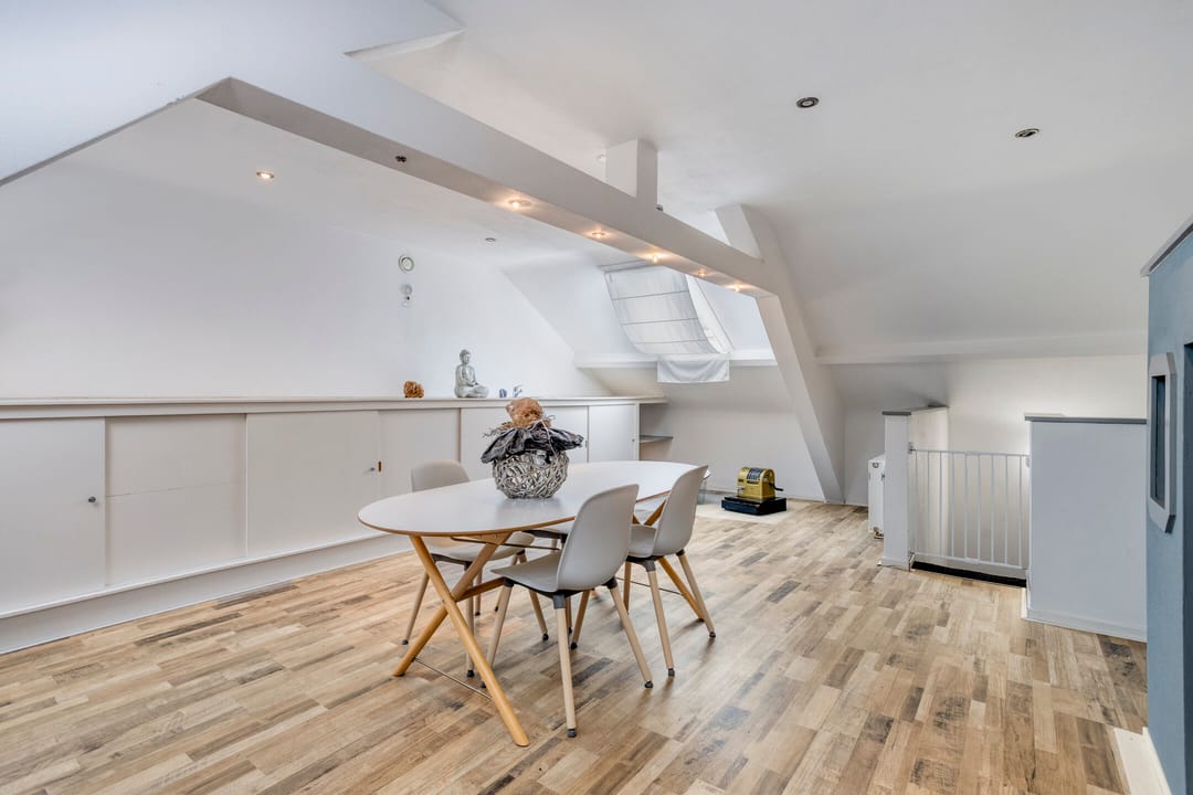 Spacious 1920s Terraced Home with Surprising Four-Level Layout — 43