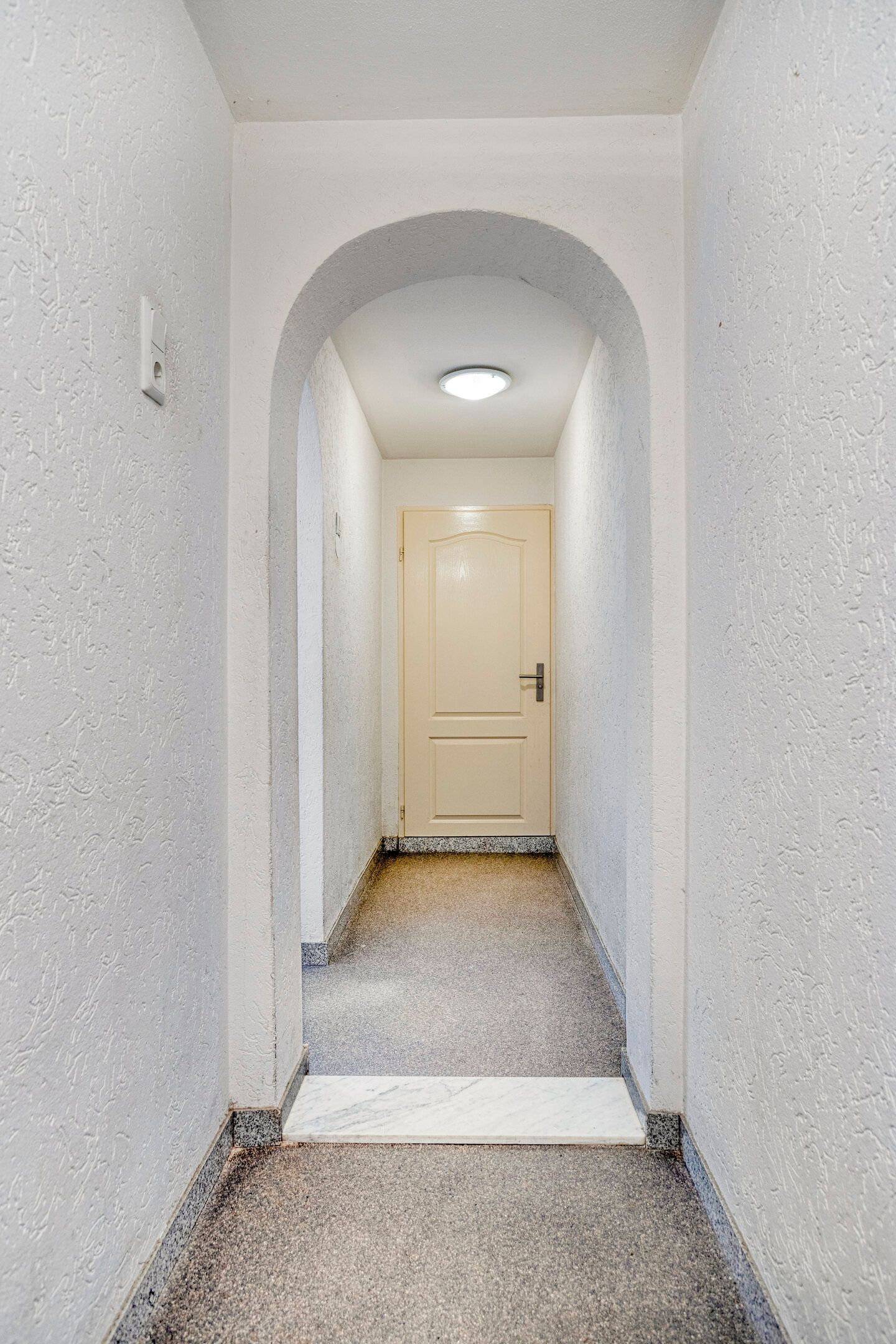 Spacious 1920s Terraced Home with Surprising Four-Level Layout — 20