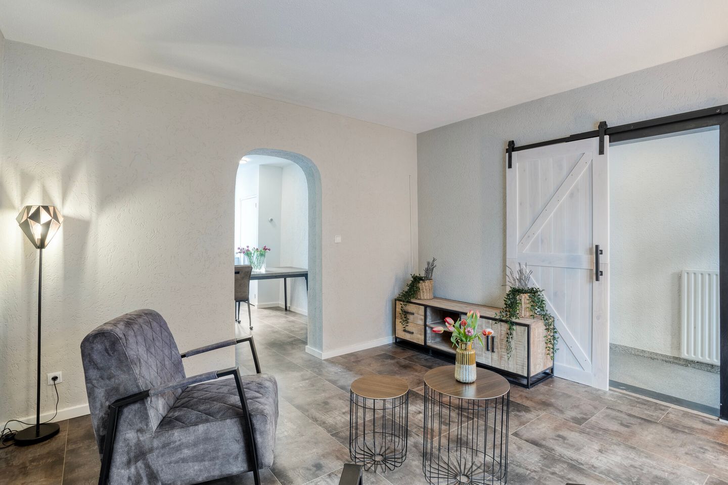 Spacious 1920s Terraced Home with Surprising Four-Level Layout — 25