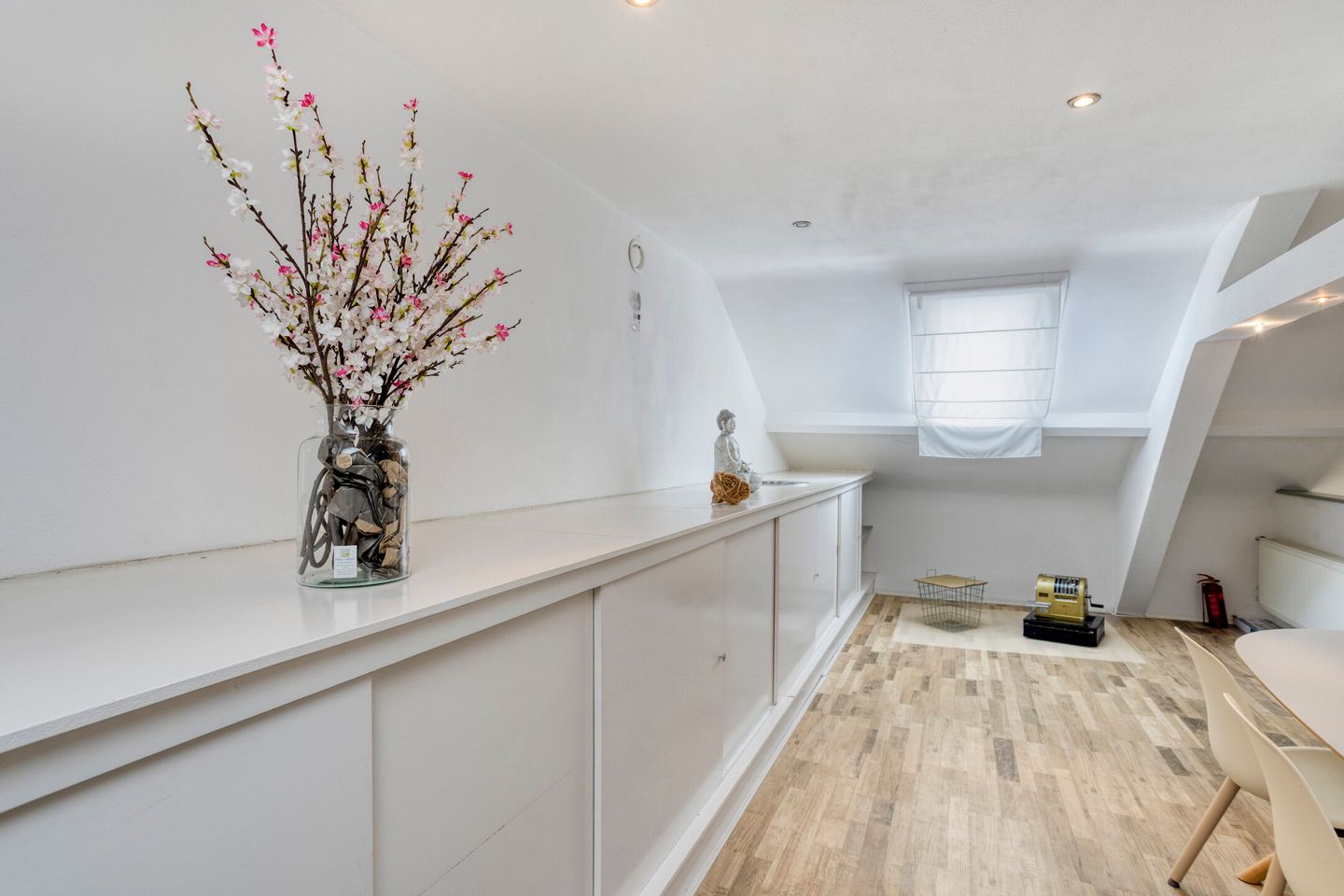 Spacious 1920s Terraced Home with Surprising Four-Level Layout — 44