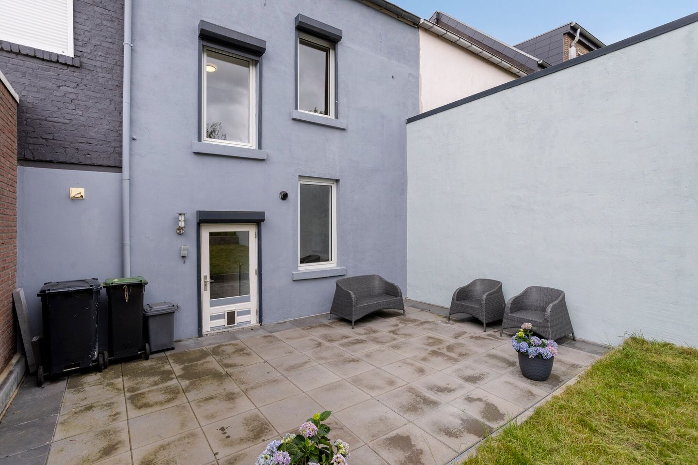 Spacious 1920s Terraced Home with Surprising Four-Level Layout — 49