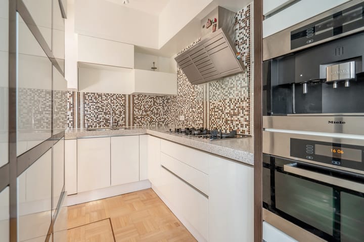 Tussenwoning te koop: Plaats van Middendorp 15, Voorburg