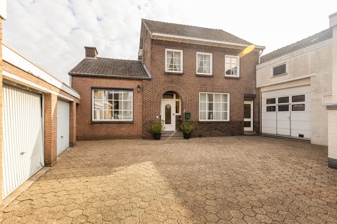 Photo 1 of Dorpstraat 51