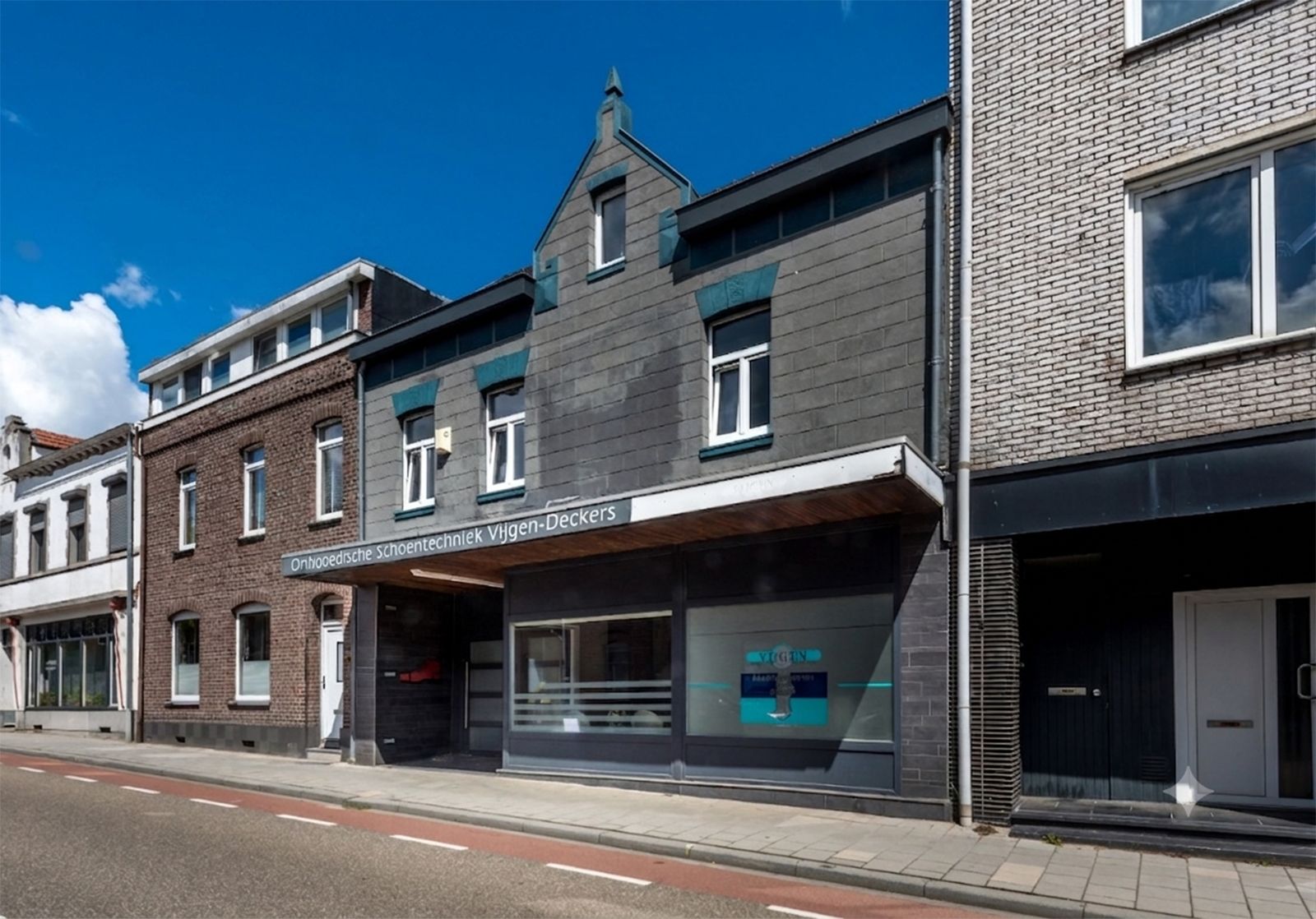 Photo 3 of Laurastraat 42