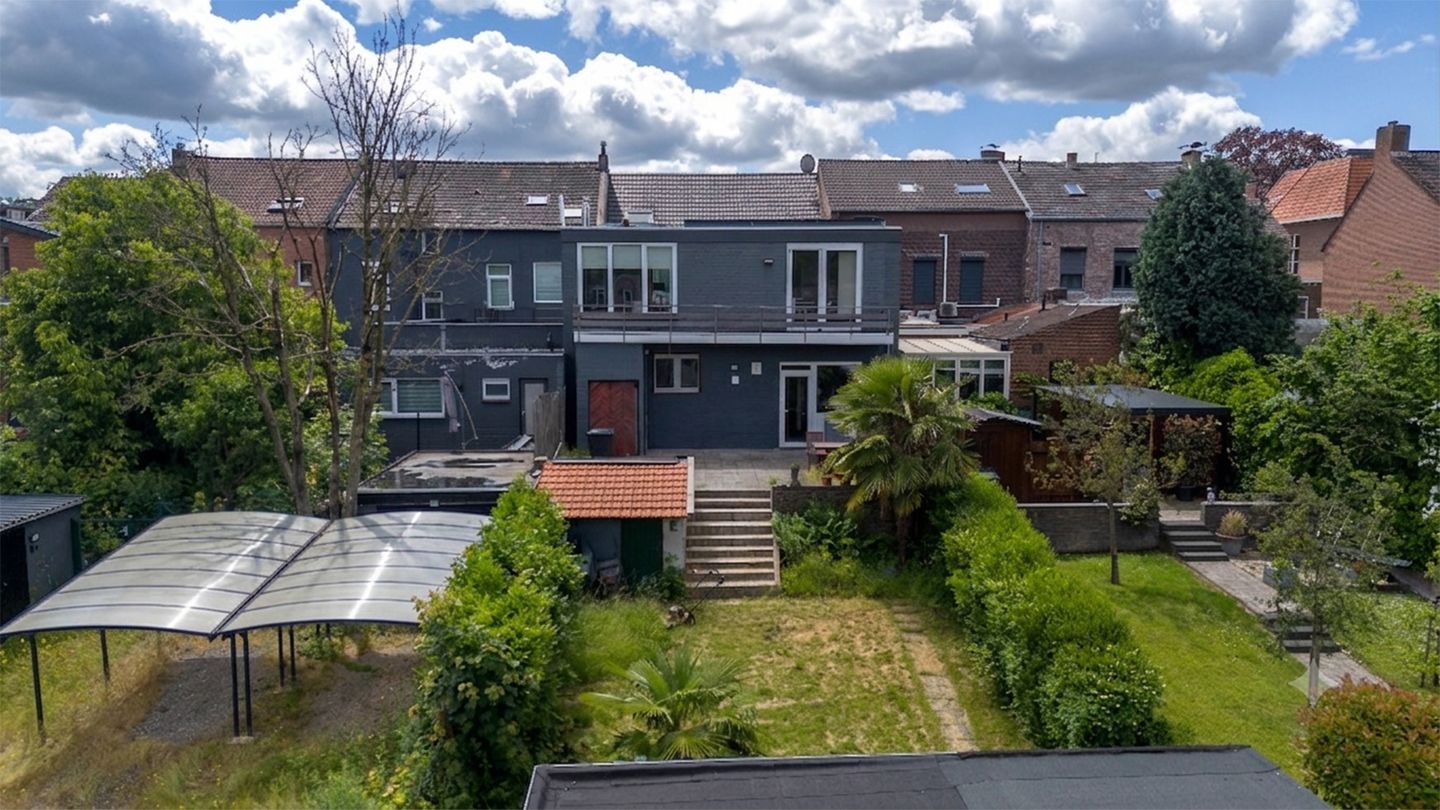 Photo 34 of Laurastraat 42