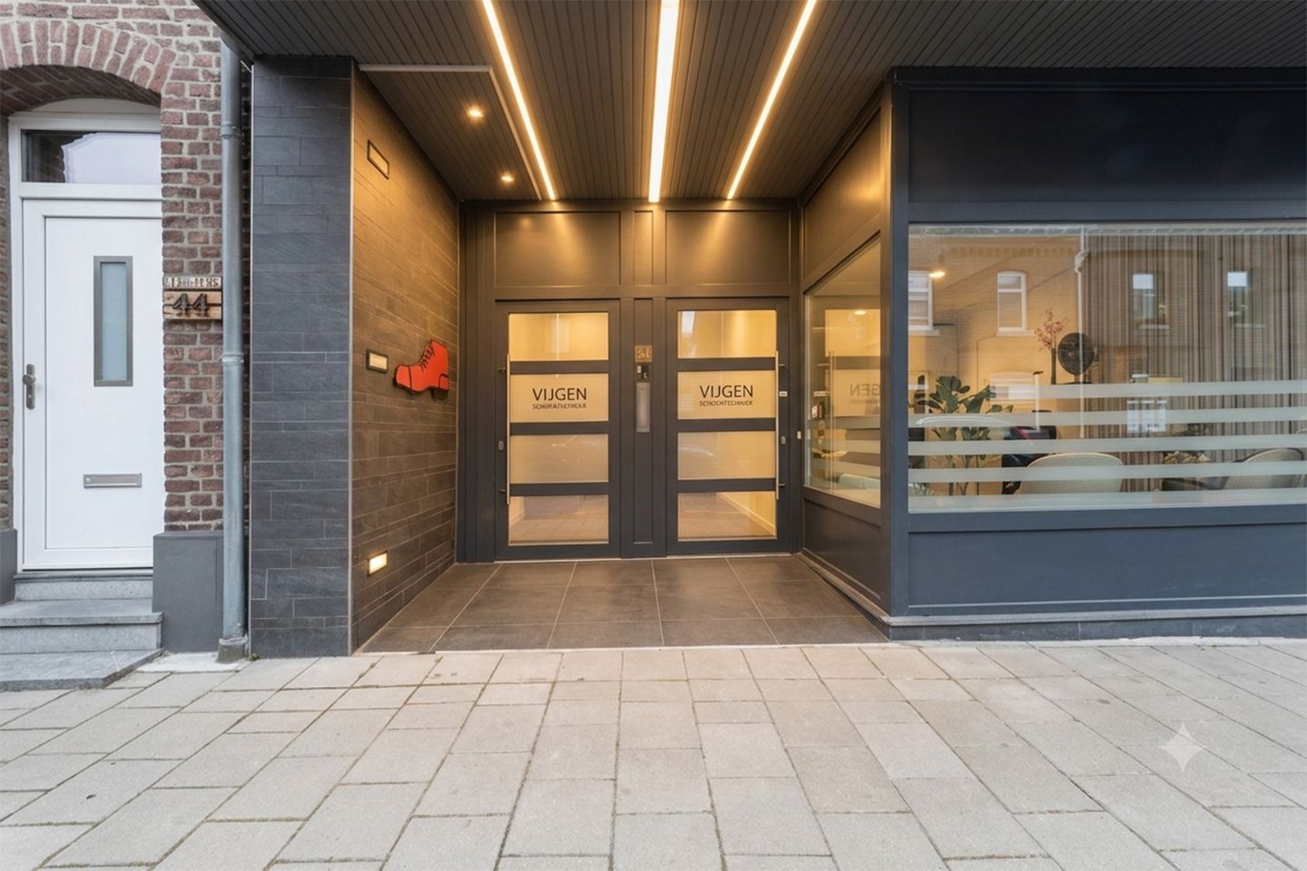 Photo 4 of Laurastraat 42