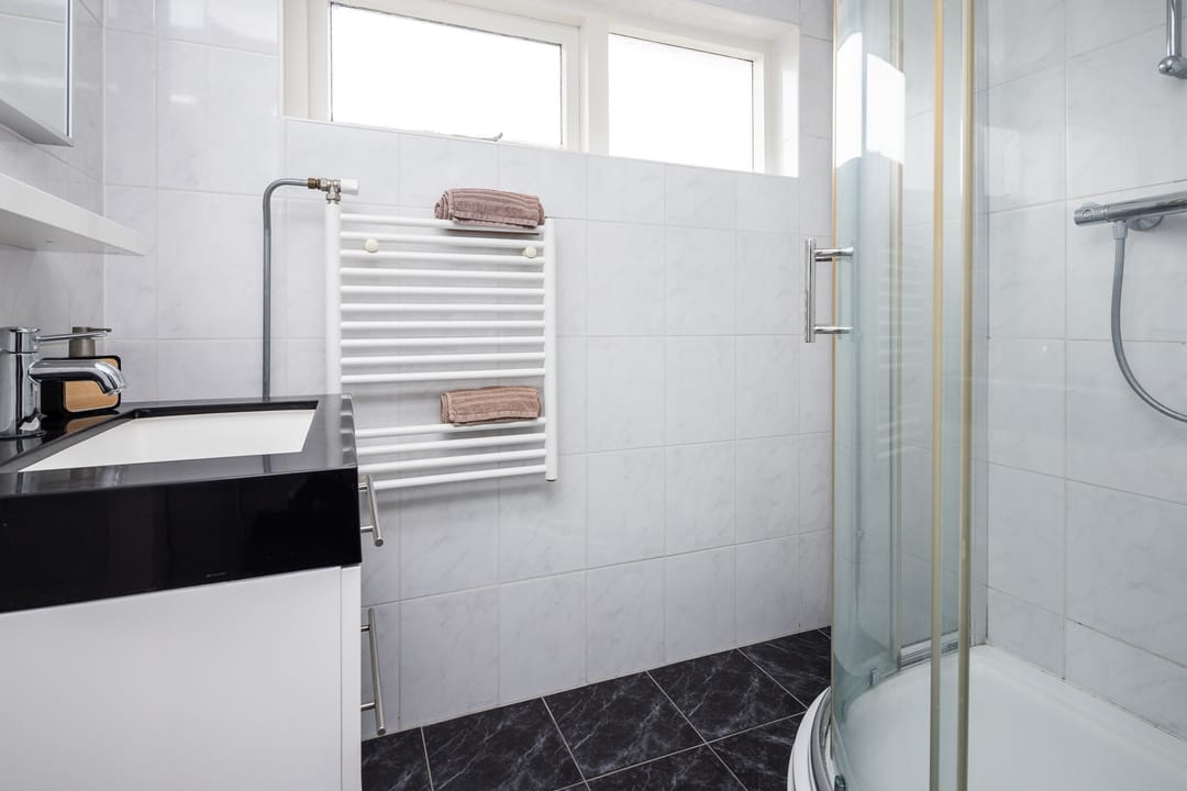 Modernized Terraced House with 4 Bedrooms and Energy Label A — 23