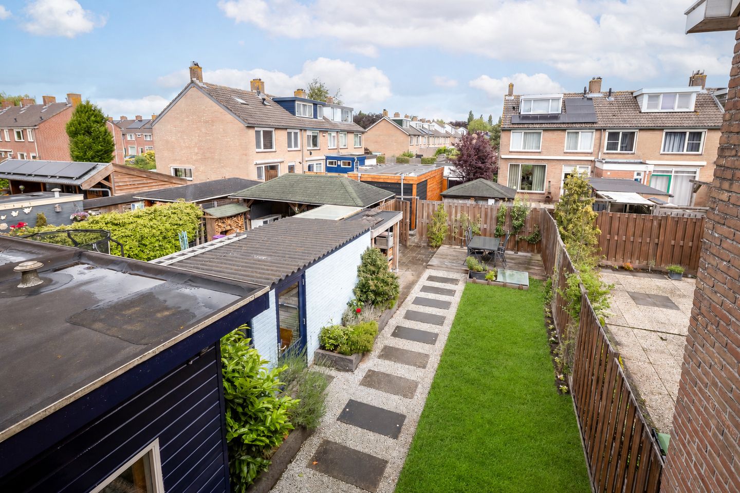 Modernized Terraced House with 4 Bedrooms and Energy Label A — 25
