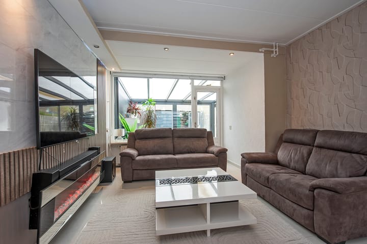 Tussenwoning te koop: Mozartlaan 123, Hengelo