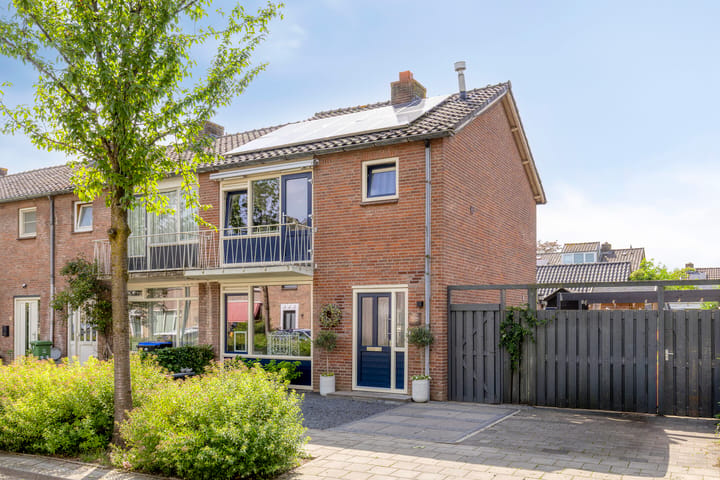 Oranje Nassaustraat 22